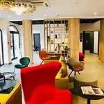 Ibis Centre 3*