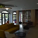 Ibis Centre