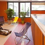 Ibis Centre Hotel