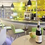 Ibis Centre Hotel 3*
