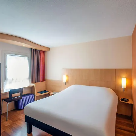 Hotel Ibis Beaune Centre 3*