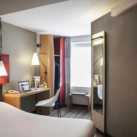 Ibis Centre Hotel