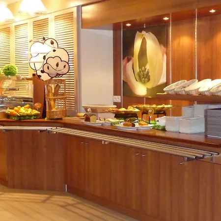 イビス サントル 3* ボーヌ