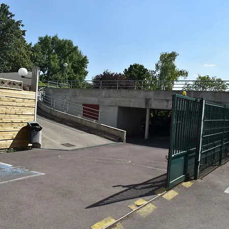 Ibis Centre Otel Beaune (Cote d'Or)