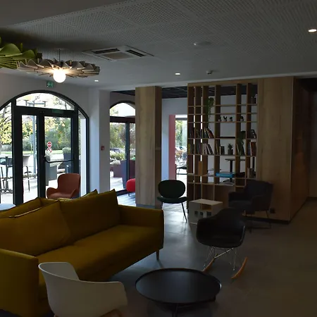 Ibis Centre