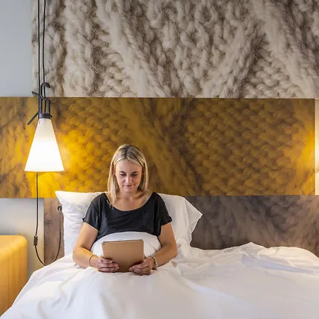 イビス サントル