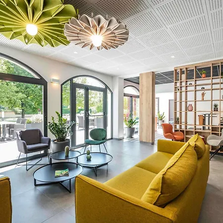 Hotel Ibis Centre 3*