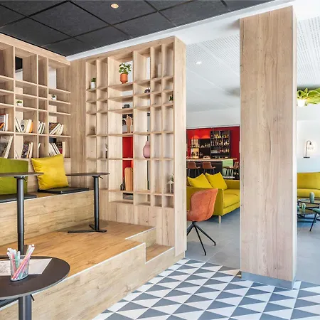 Ibis Centre Отель 3*