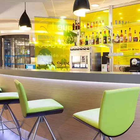 Ibis Centre Hotel 3*