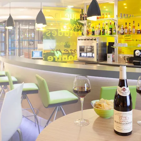 Ibis Centre 3*