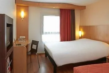 Ibis Centre 호텔 본느