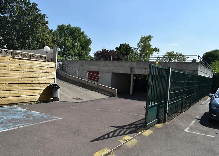 Ibis Centre Hotel Beaune (Cote d'Or)