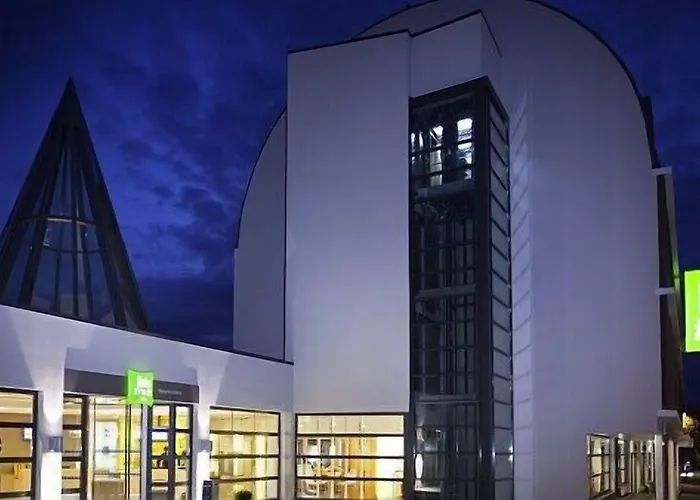 Hotel Ibis Centre 3*